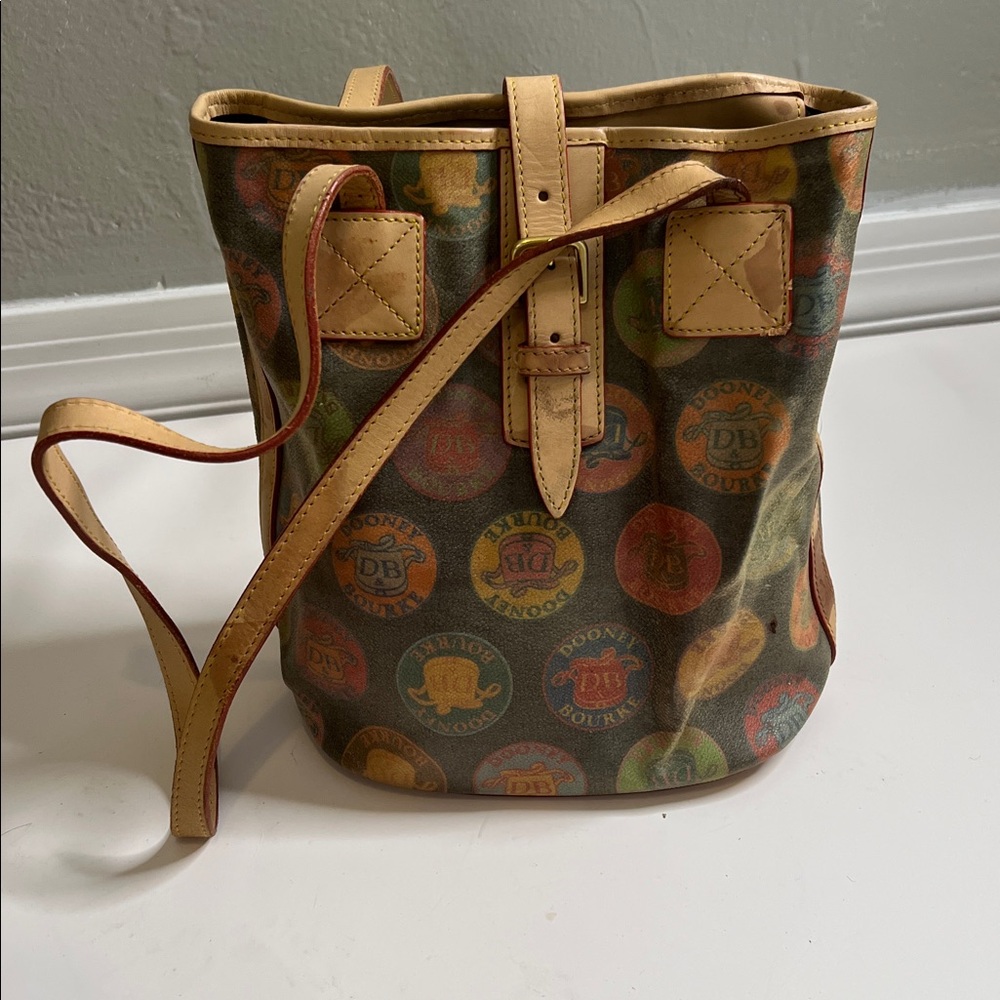 Vintage Dooney & Bourke Medallion Bucket Bag: Y2K Beige Leather Trim Hobo